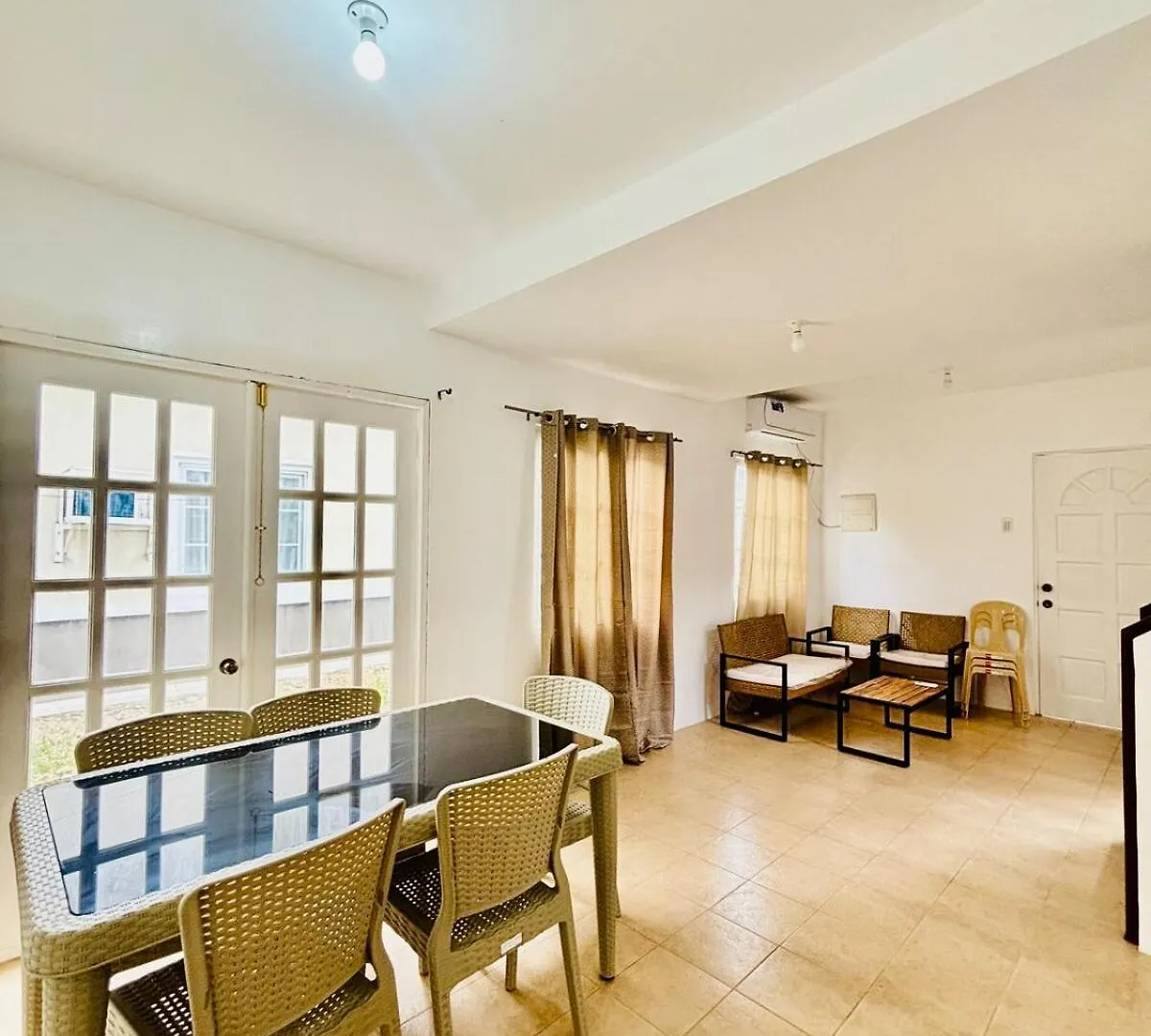 شقة Panglao Bohol Transient House داويس 0*,  الفلبين